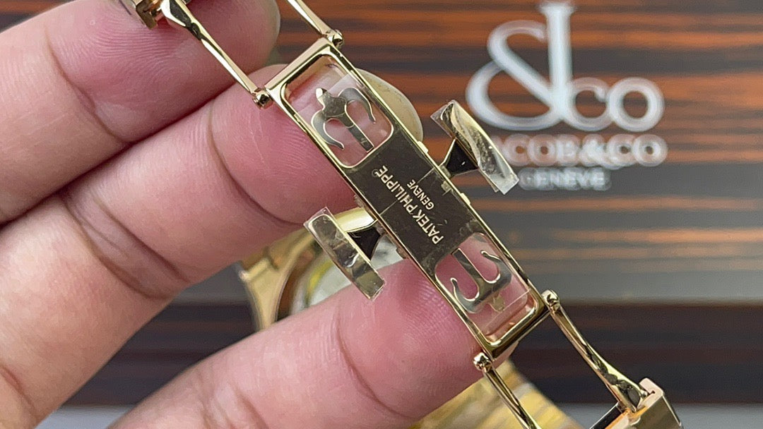 3KFactory, Ladies Nautilus 7118