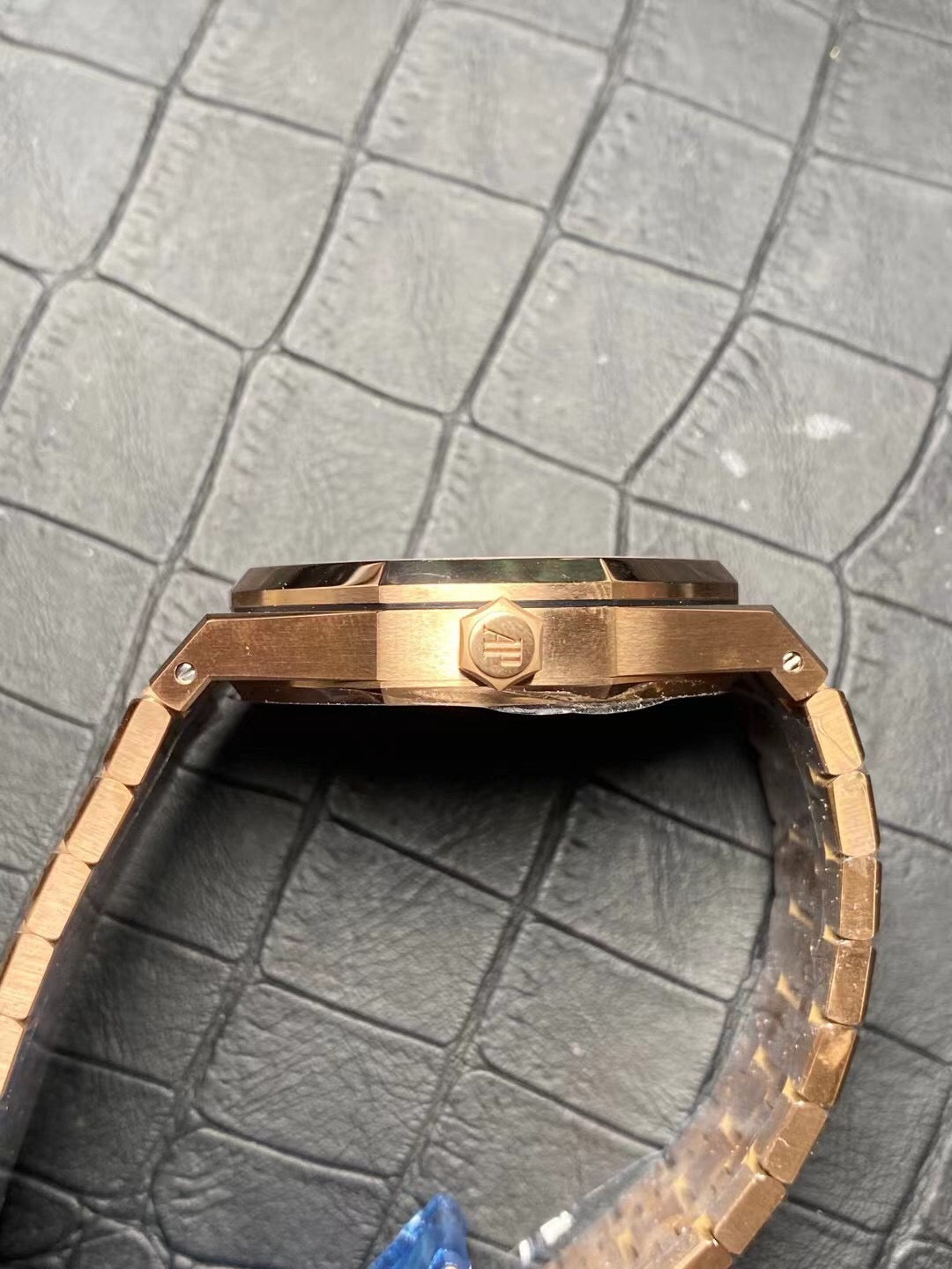 APS factory Royal Oak 15510