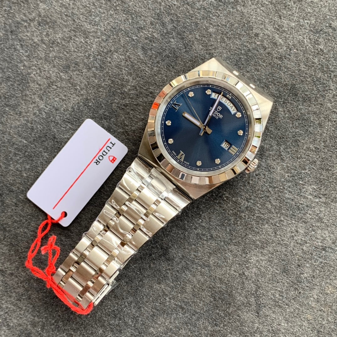V7 factory Royal M28600