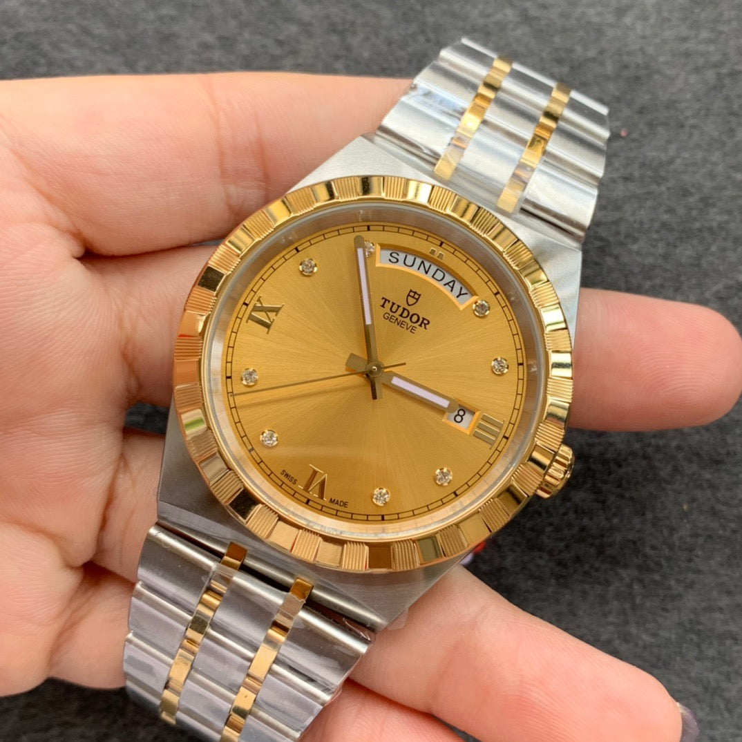 V7 factory Royal M28603
