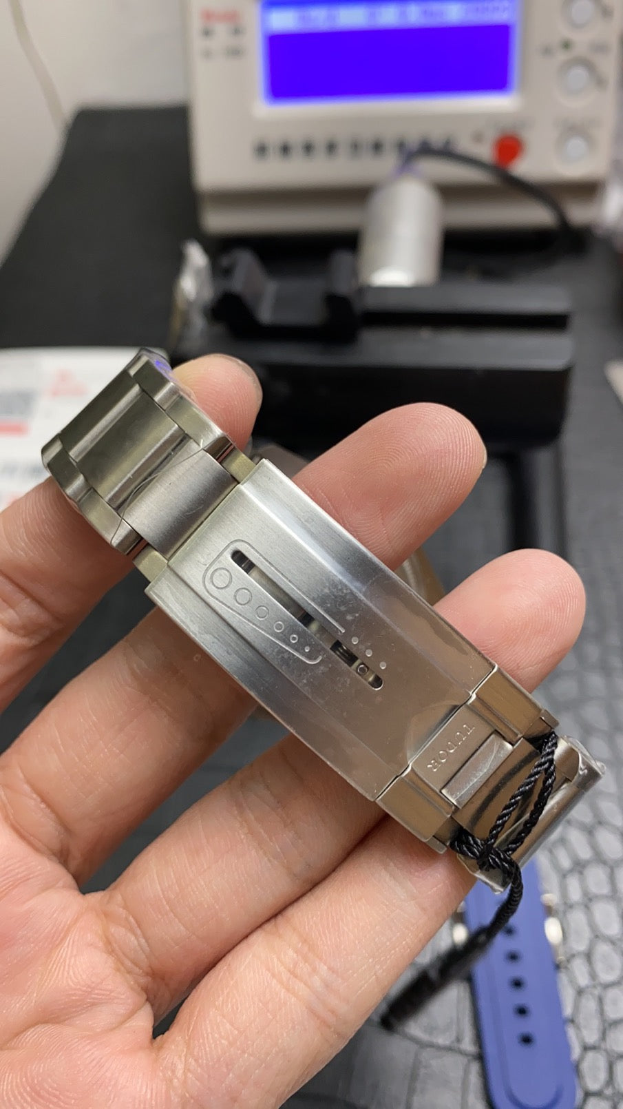 42mm Titanium metal Tudor