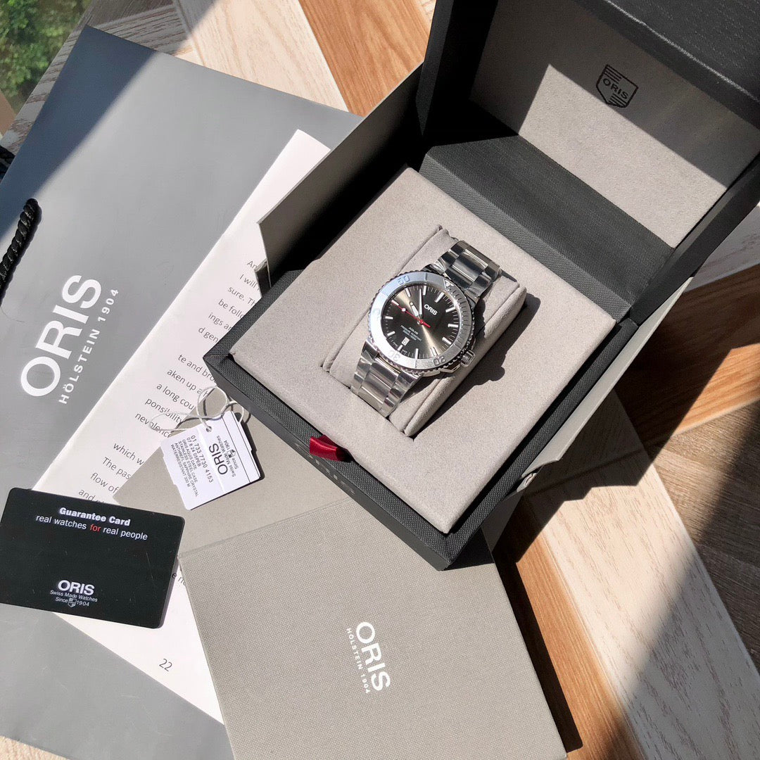 43.5mm ORIS Aquis Silver