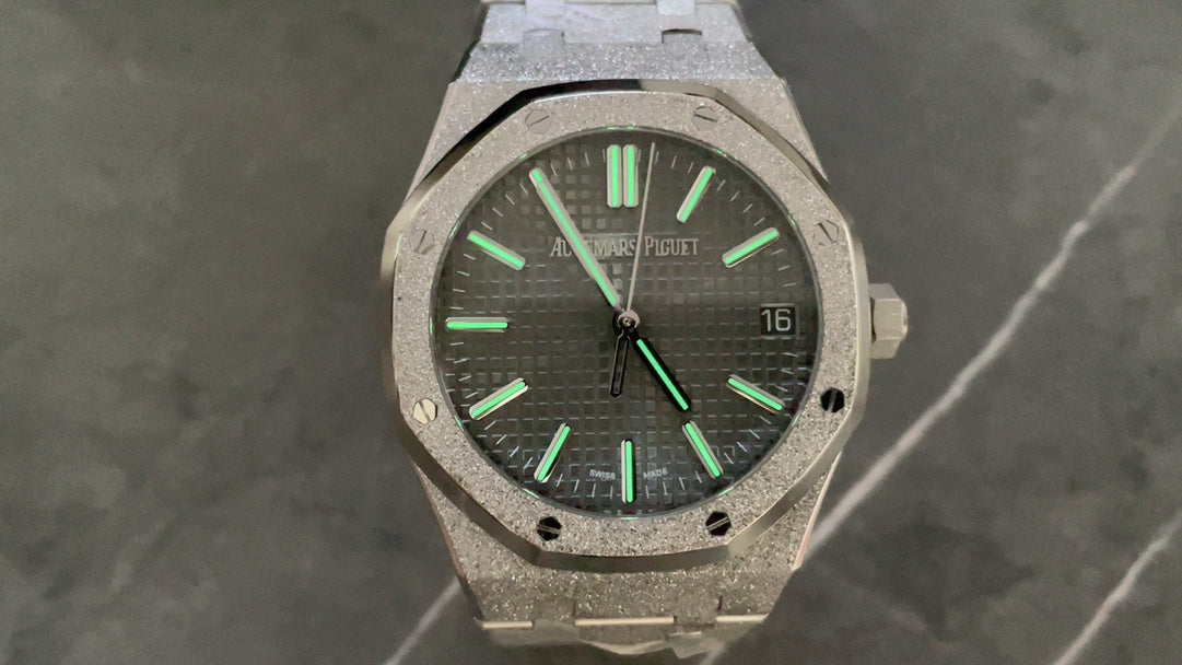 APS factory Royal Oak 15500 Grey Frosting process