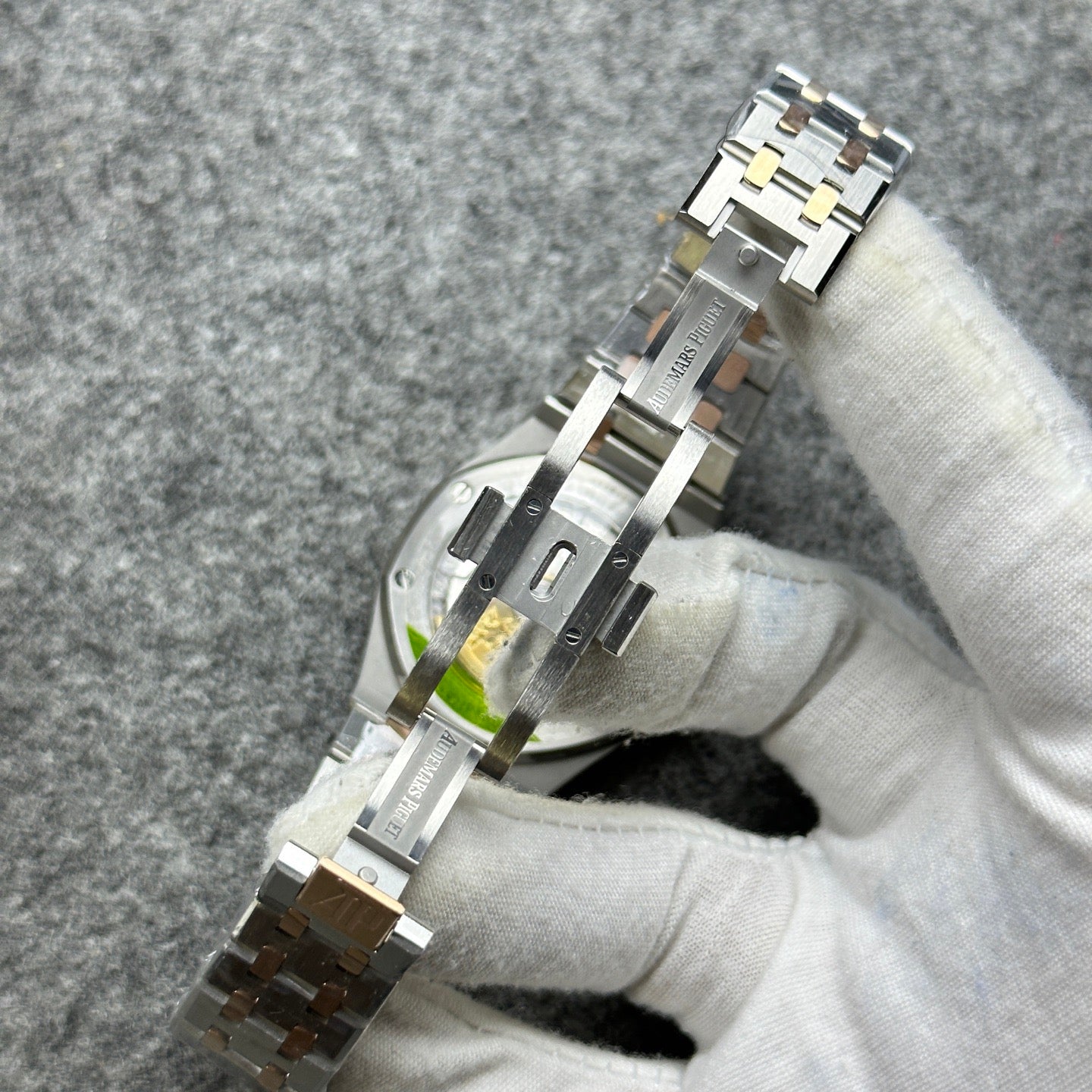 APS Royal Oak 15450 37mm