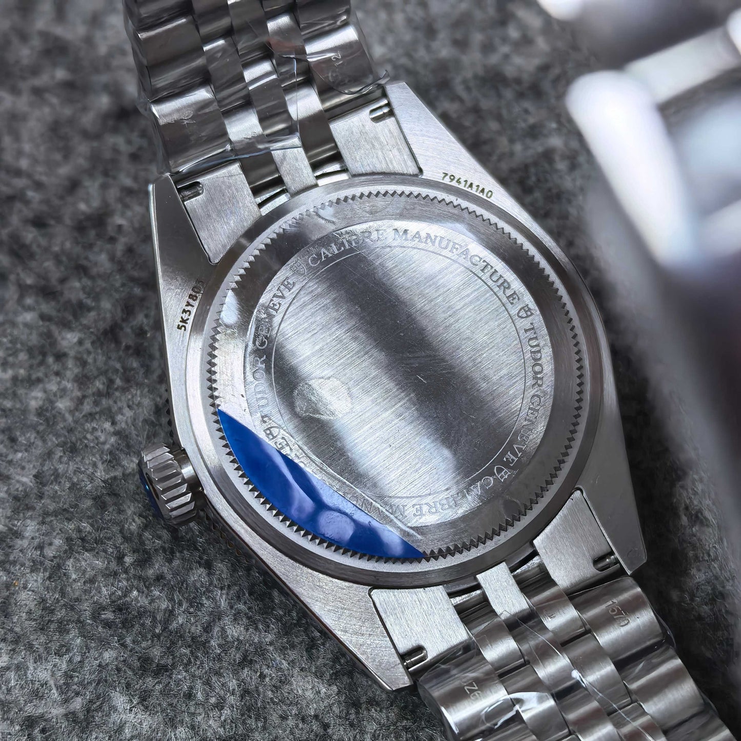 ZF fabbrica 41mm Black Bay M79830RB