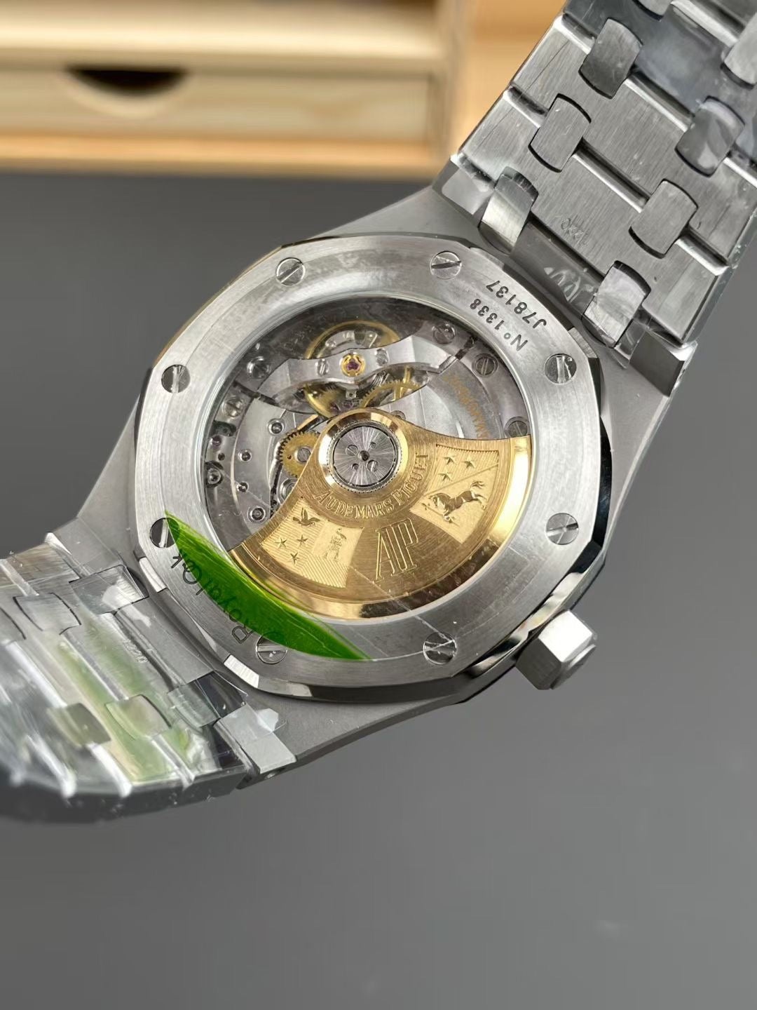 APS Royal Oak 15450 37mm