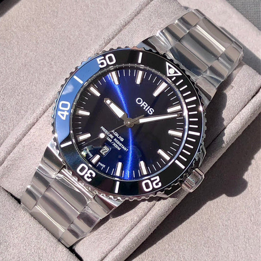 43.5mm ORIS Aquis Blue