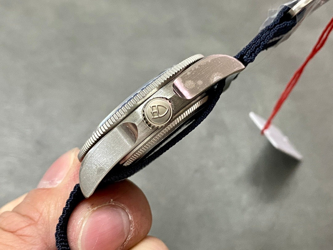 M+ Factory, 42mm pelagos