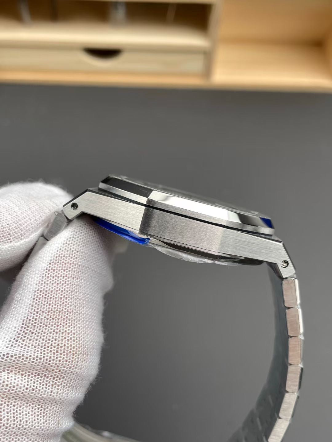 APS factory Royal Oak 15500 Grey