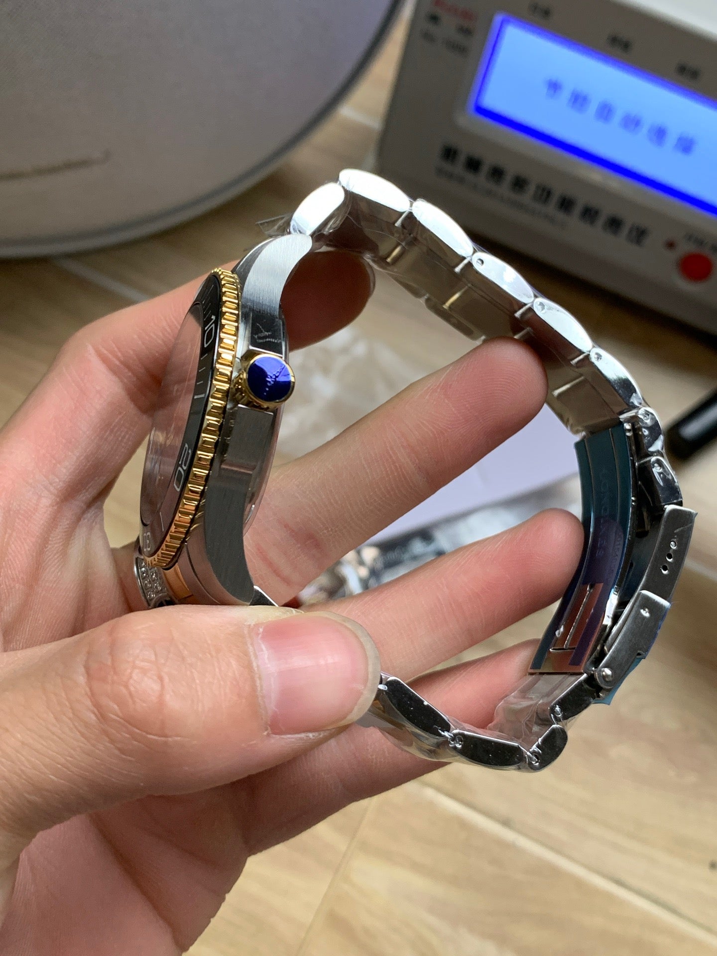 AF Factory 43mm HYDROCONQUEST