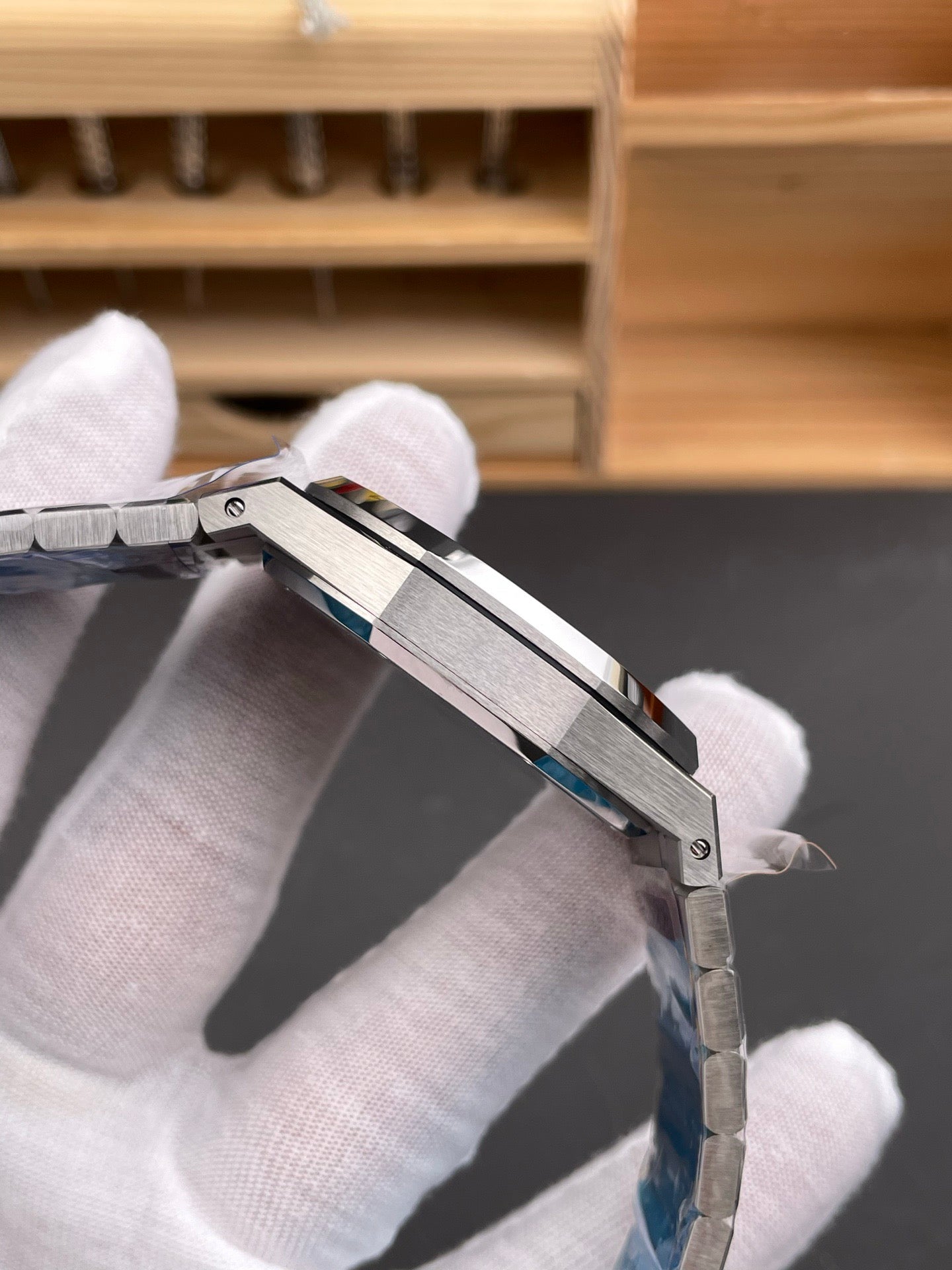 VSF Royal Oak 15500 Grey