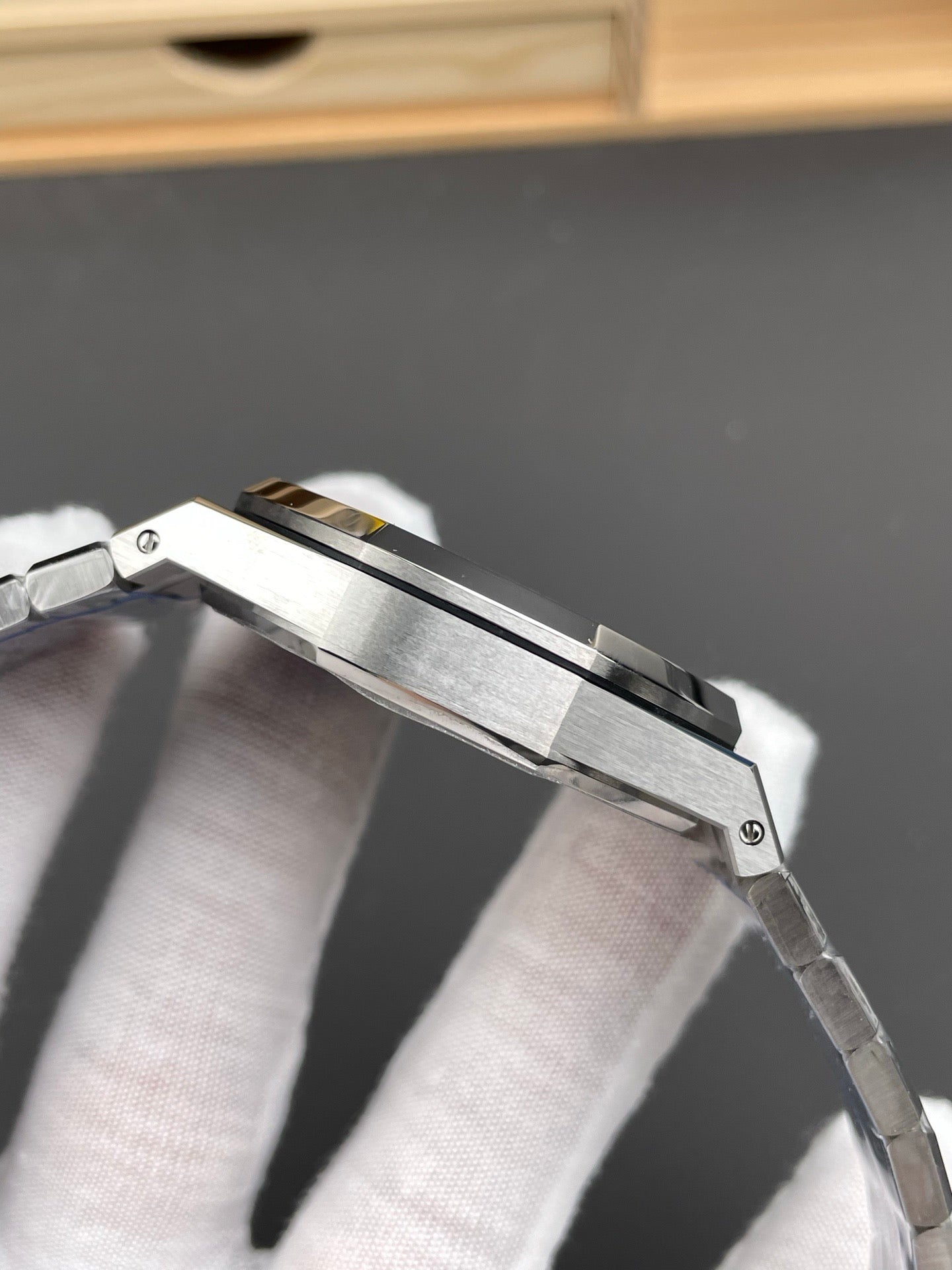 APS factory Royal Oak 15510