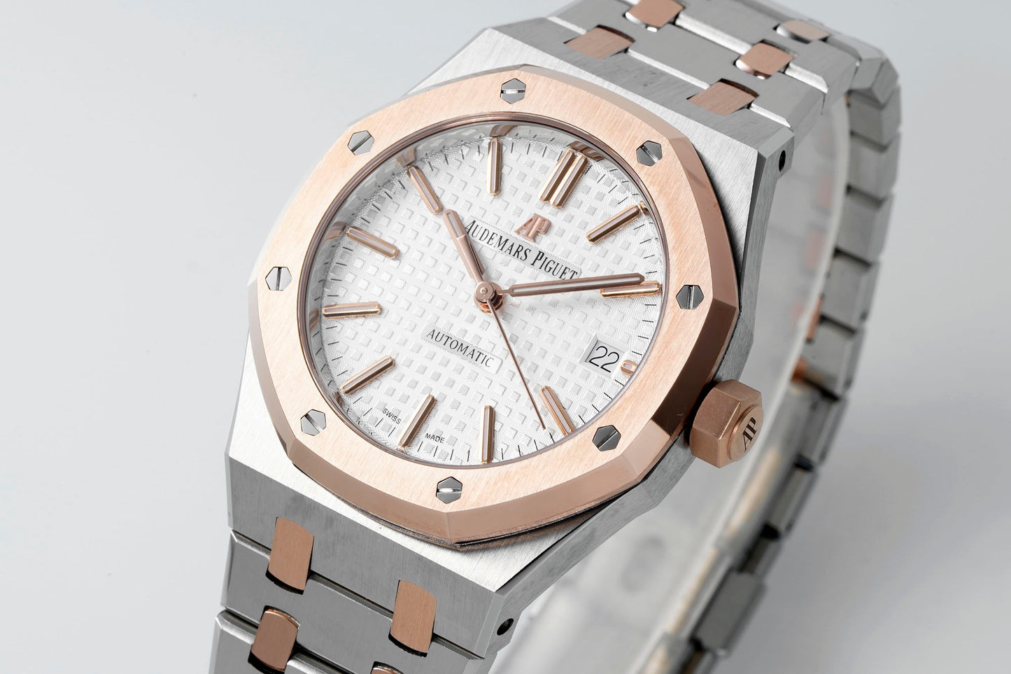 APS Royal Oak 15450 37mm