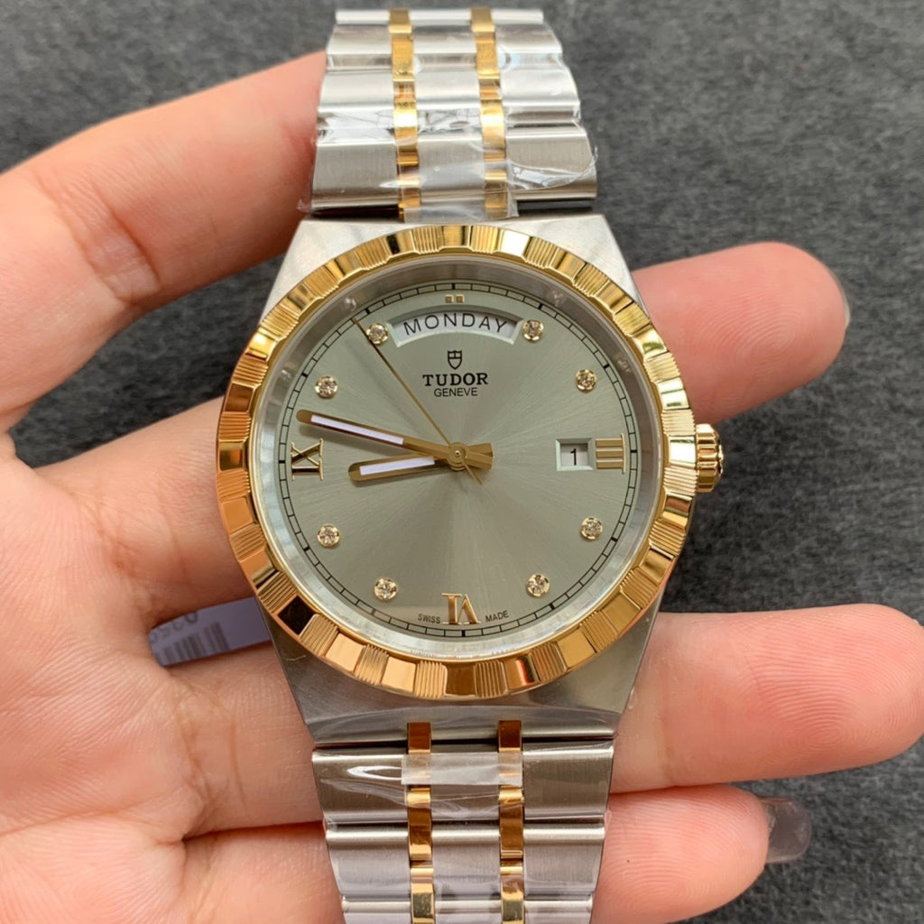V7 factory Royal M28603
