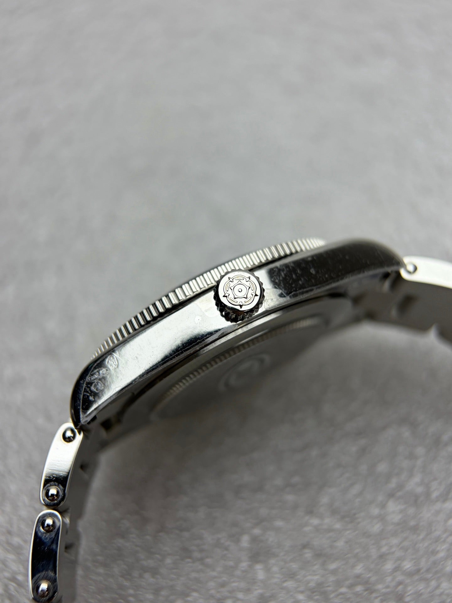 DIF 37mm Black Bay M79000N