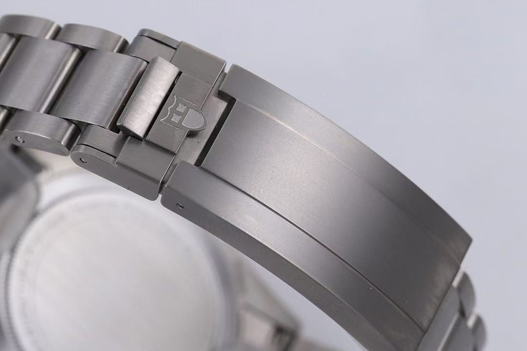 ZF factory, 39mm pelagos