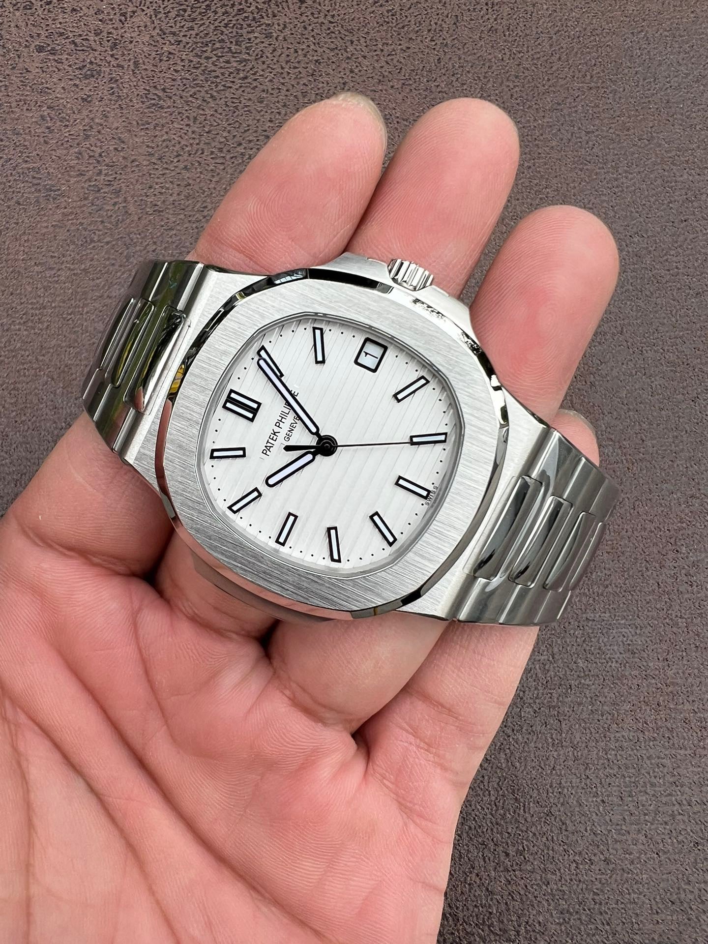 3 K factory, Nautilus 5711