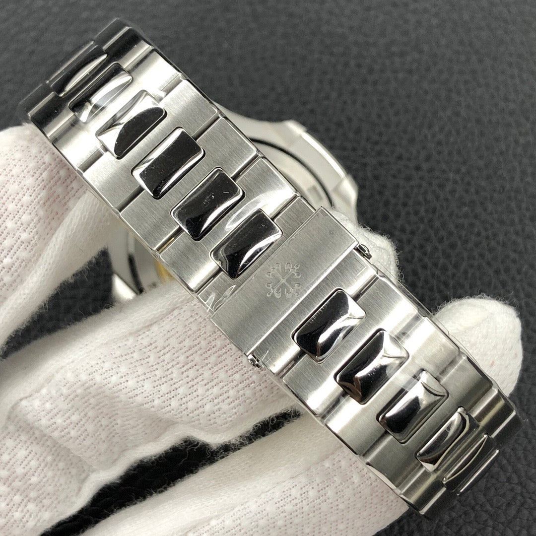 3K Factory, Nautilus 5711