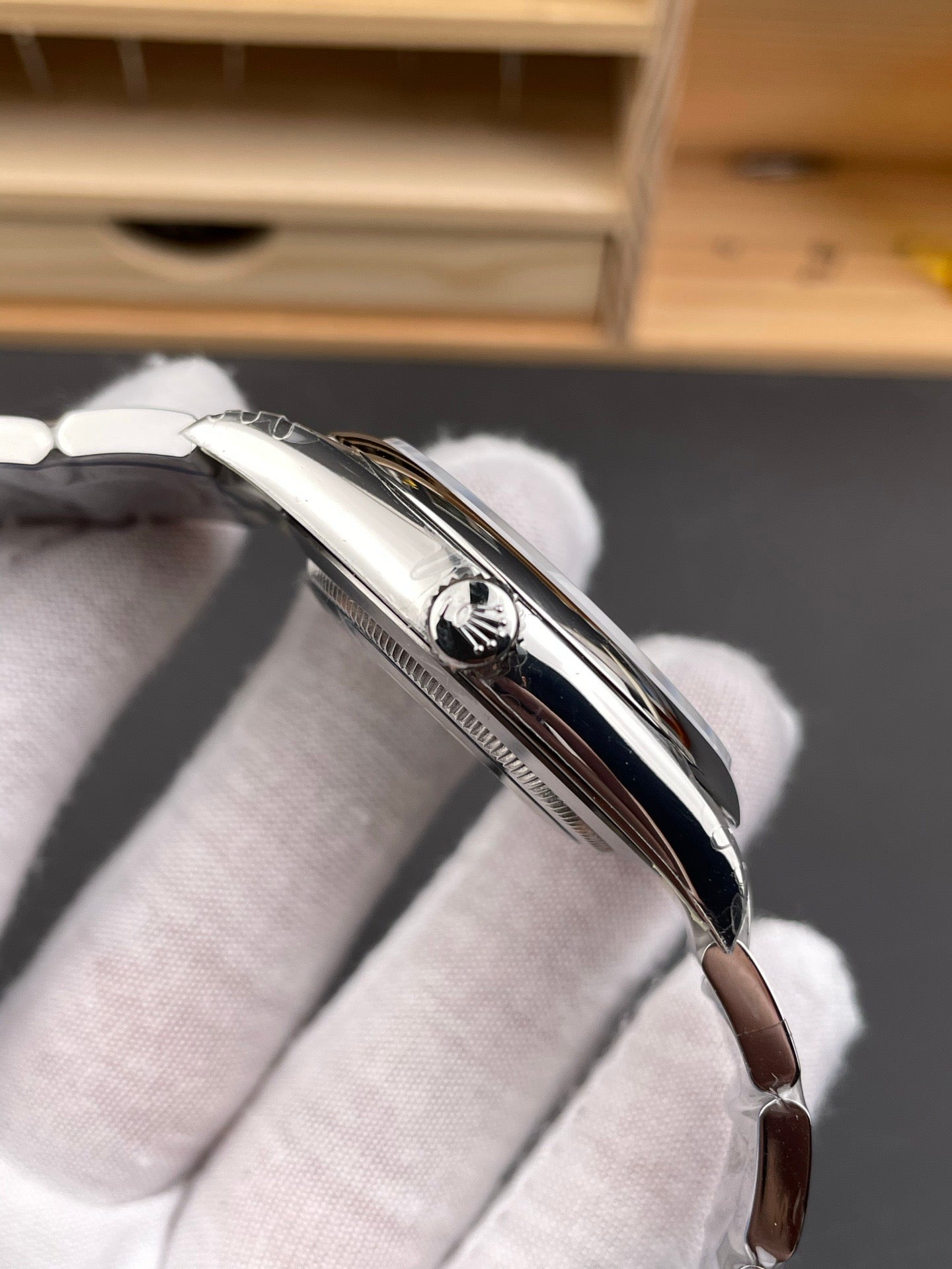 VSF OYSTER PERPETUAL