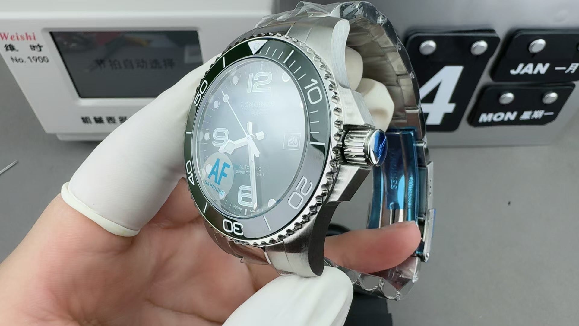 AF Factory 43mm HYDROCONQUEST