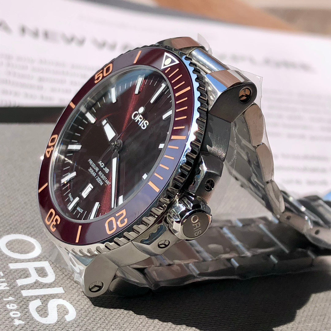 43.5mm ORIS Aquis Brown