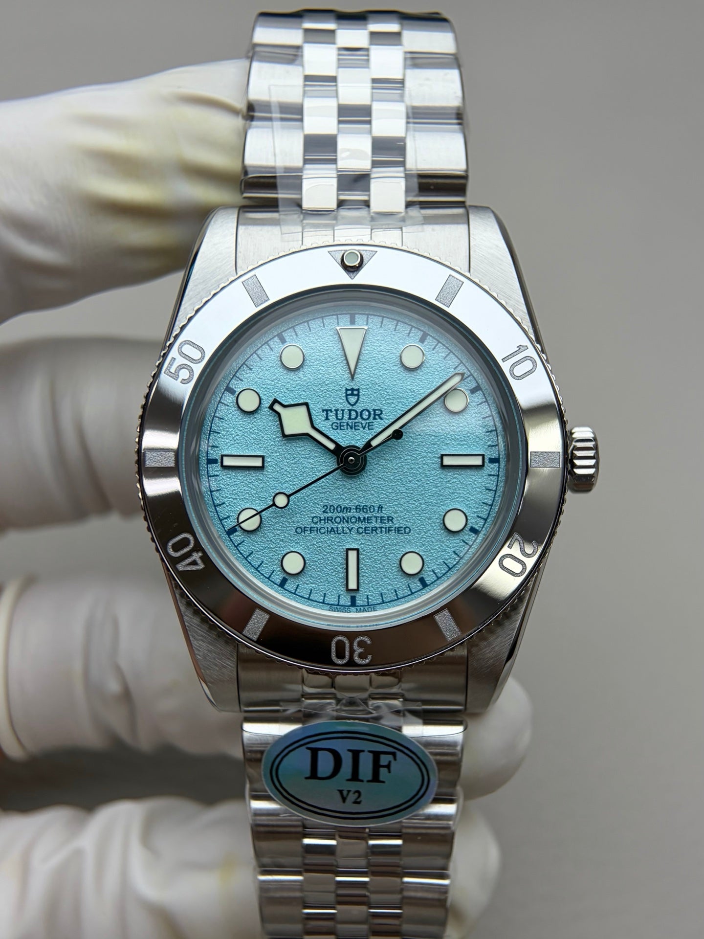 DIF 37mm Black Bay 54 M79000N