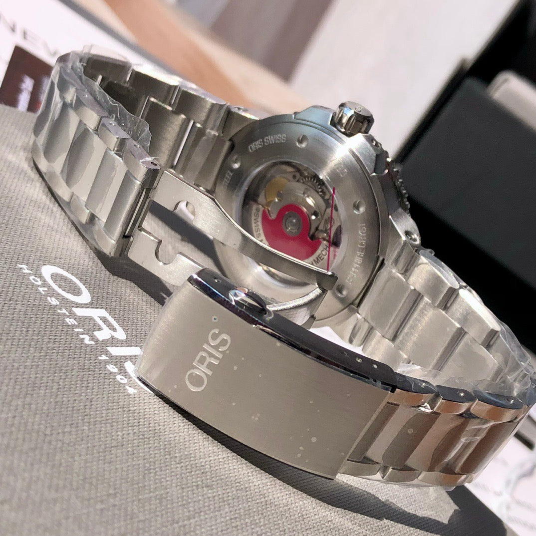 43.5mm ORIS Aquis Blue