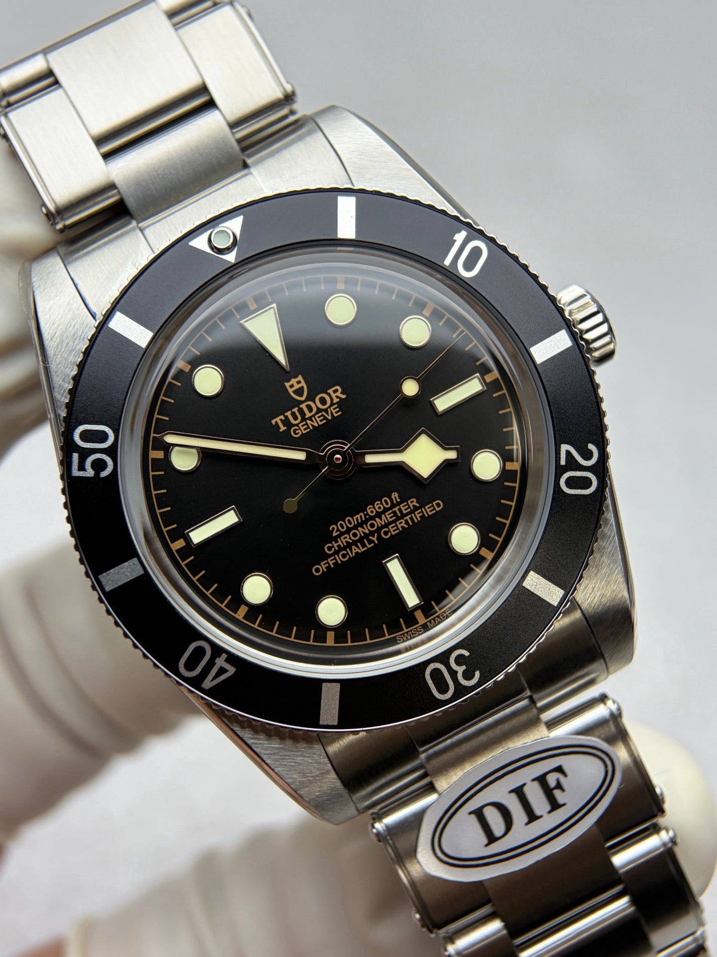 DIF 37mm Black Bay M79000N