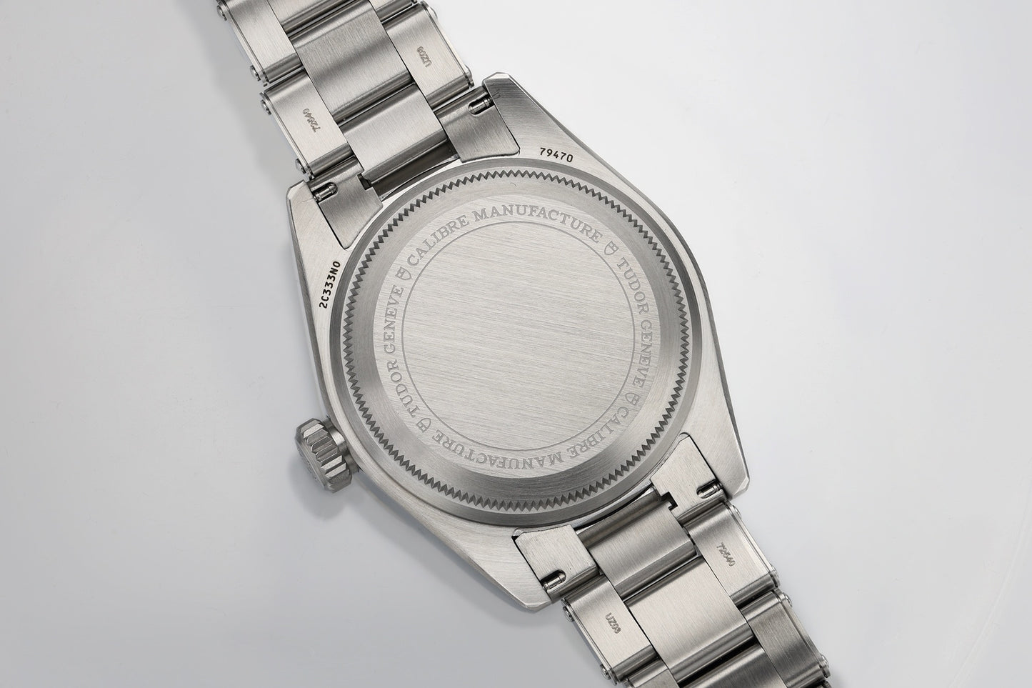 ZF 39mm Black Bay M79470