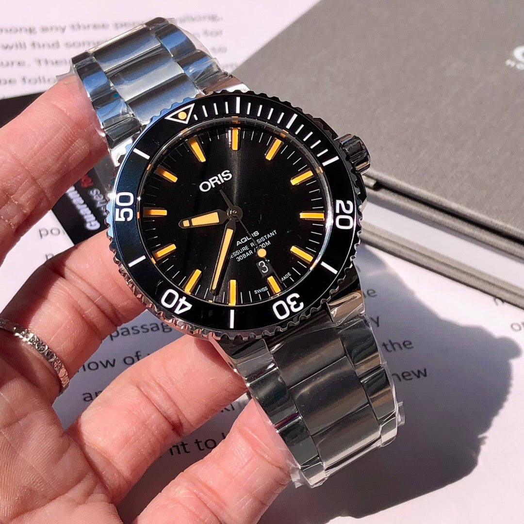 43.5mm ORIS Aquis Black-yellow