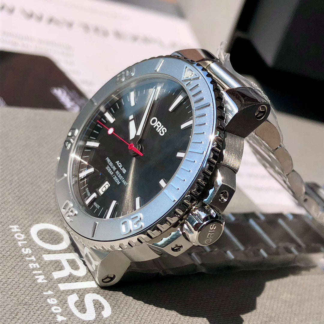 43.5mm ORIS Aquis Silver