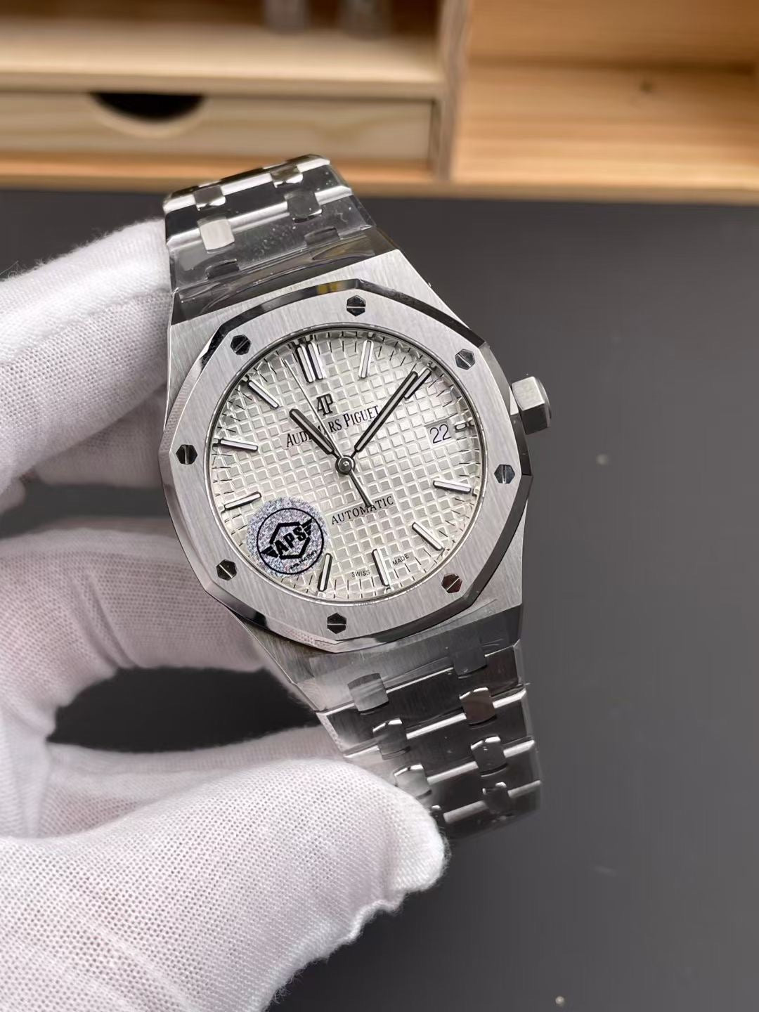 APS Royal Oak 15450 37mm