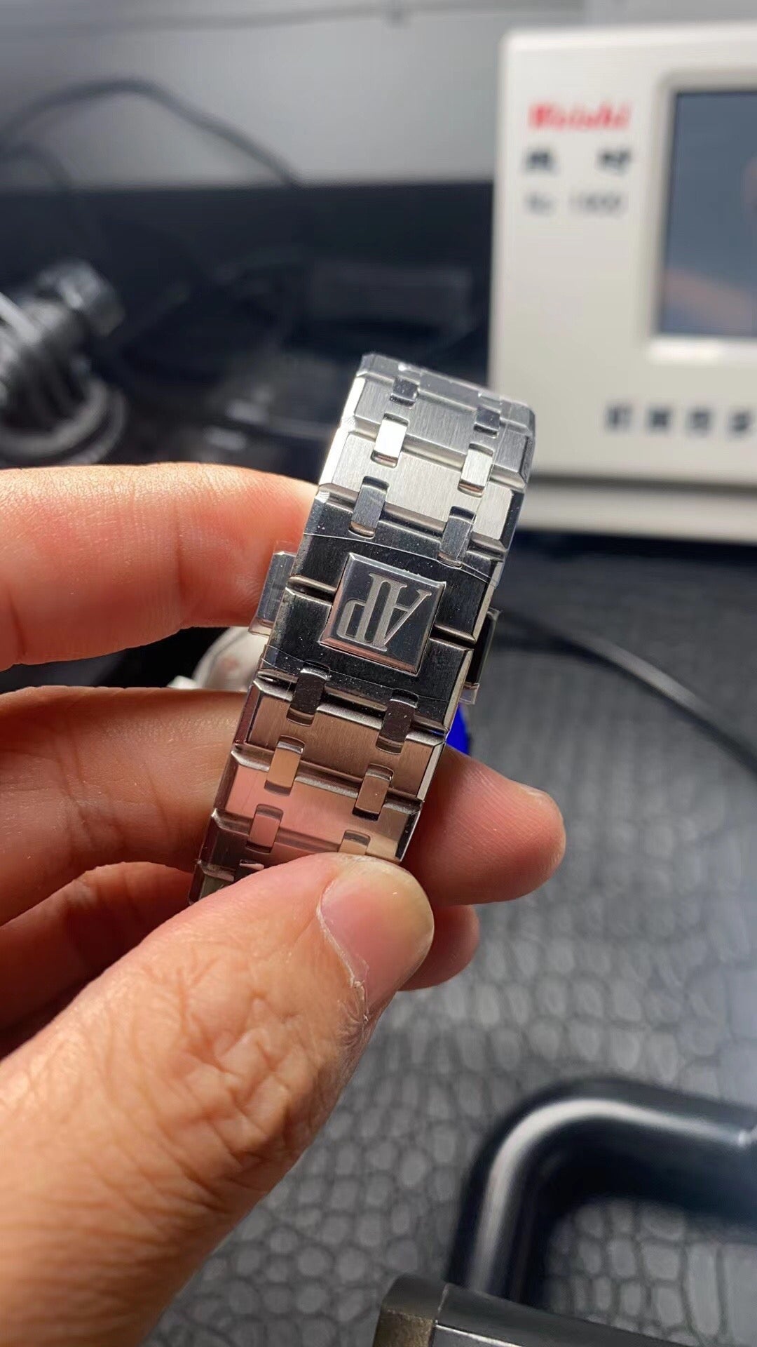 APS factory Royal Oak 15510