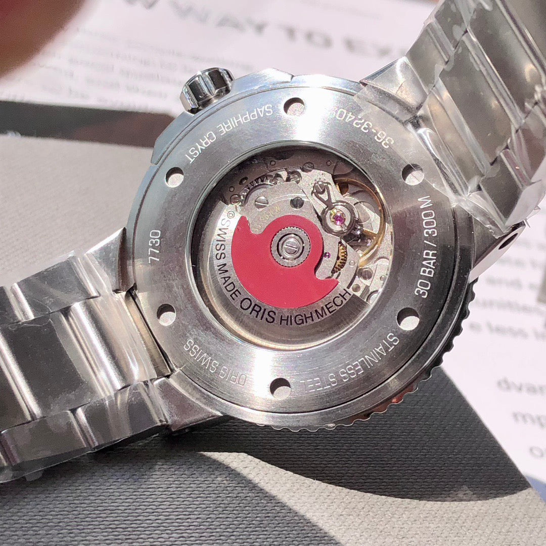43.5mm ORIS Aquis Brown
