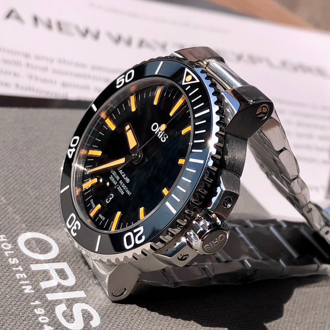 43.5mm ORIS Aquis Black-yellow