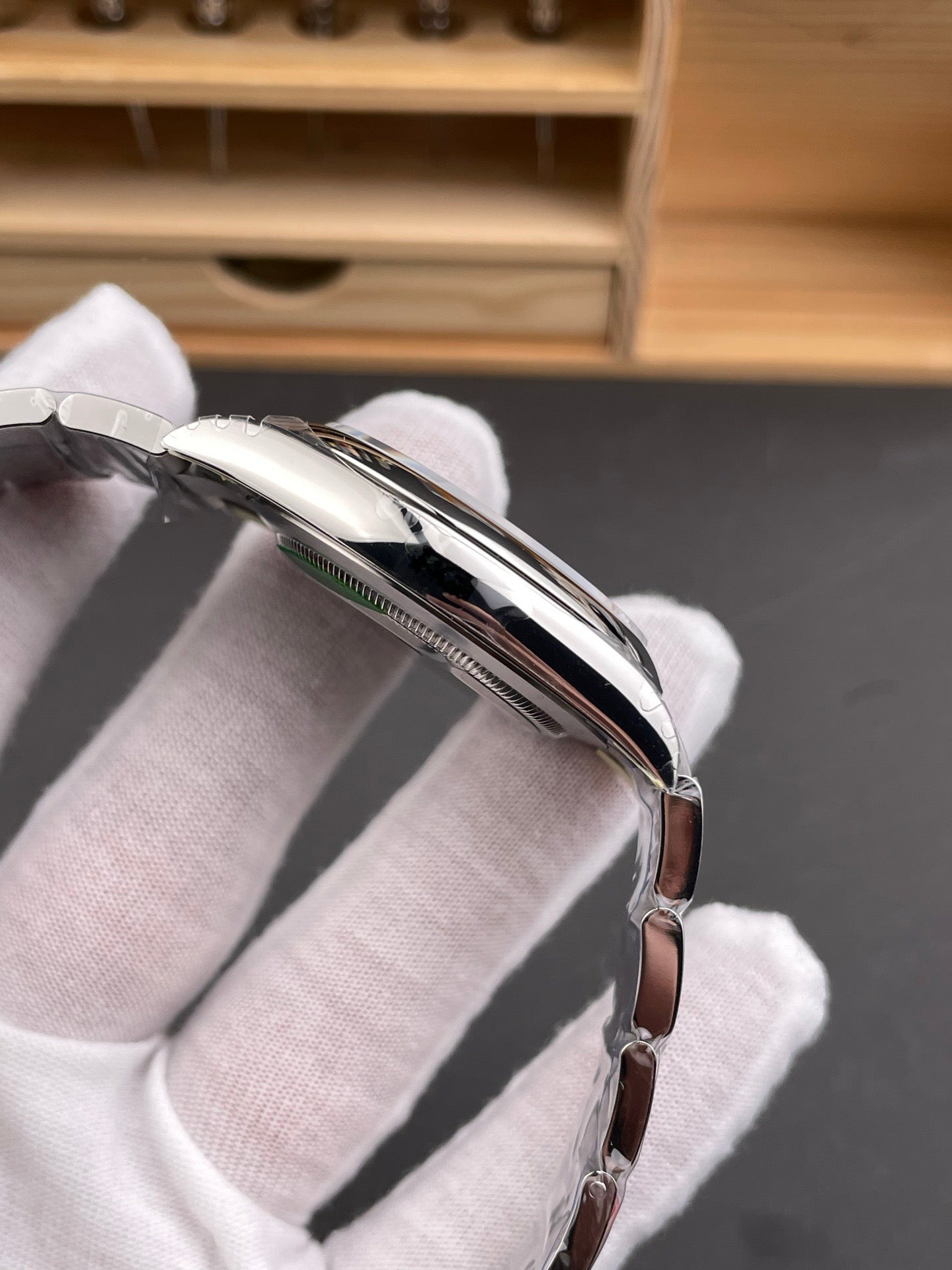 VSF OYSTER PERPETUAL