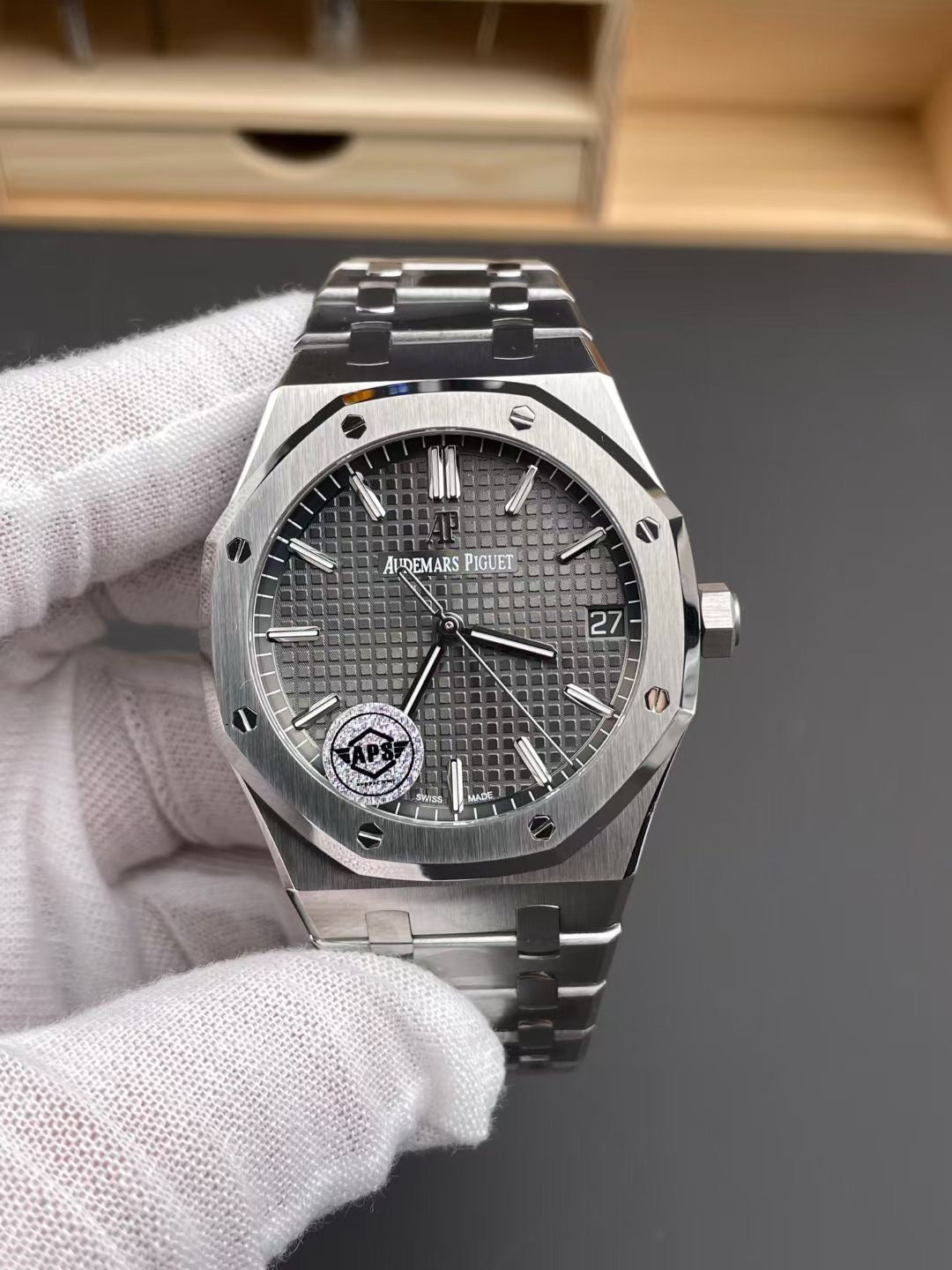 APS factory Royal Oak 15500 Grey