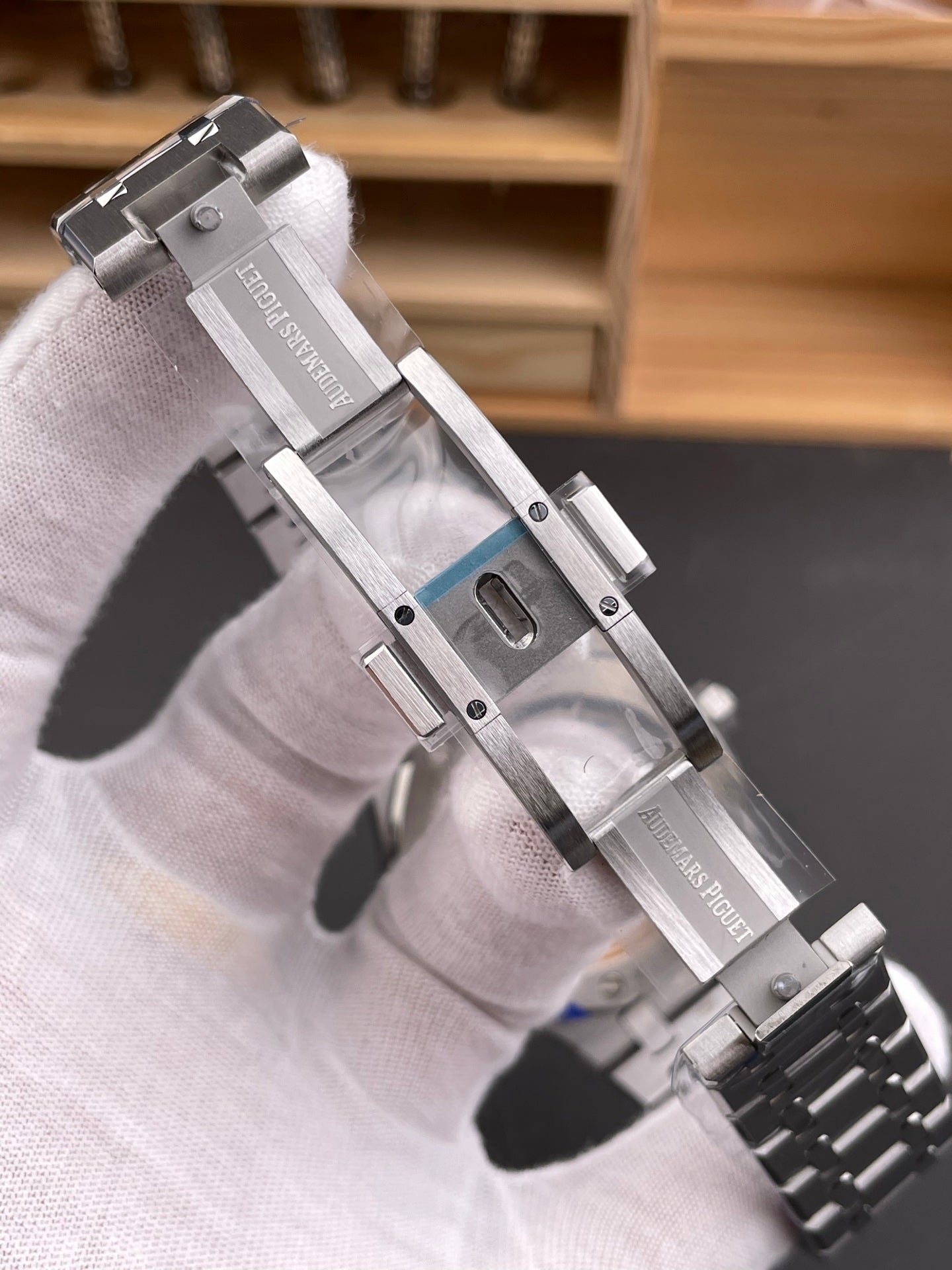 APS factory Royal Oak 15510