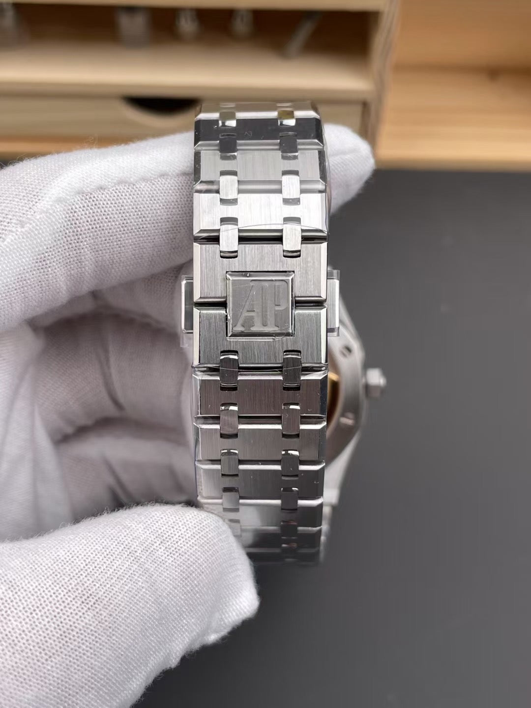 APS factory Royal Oak 15510 Grey
