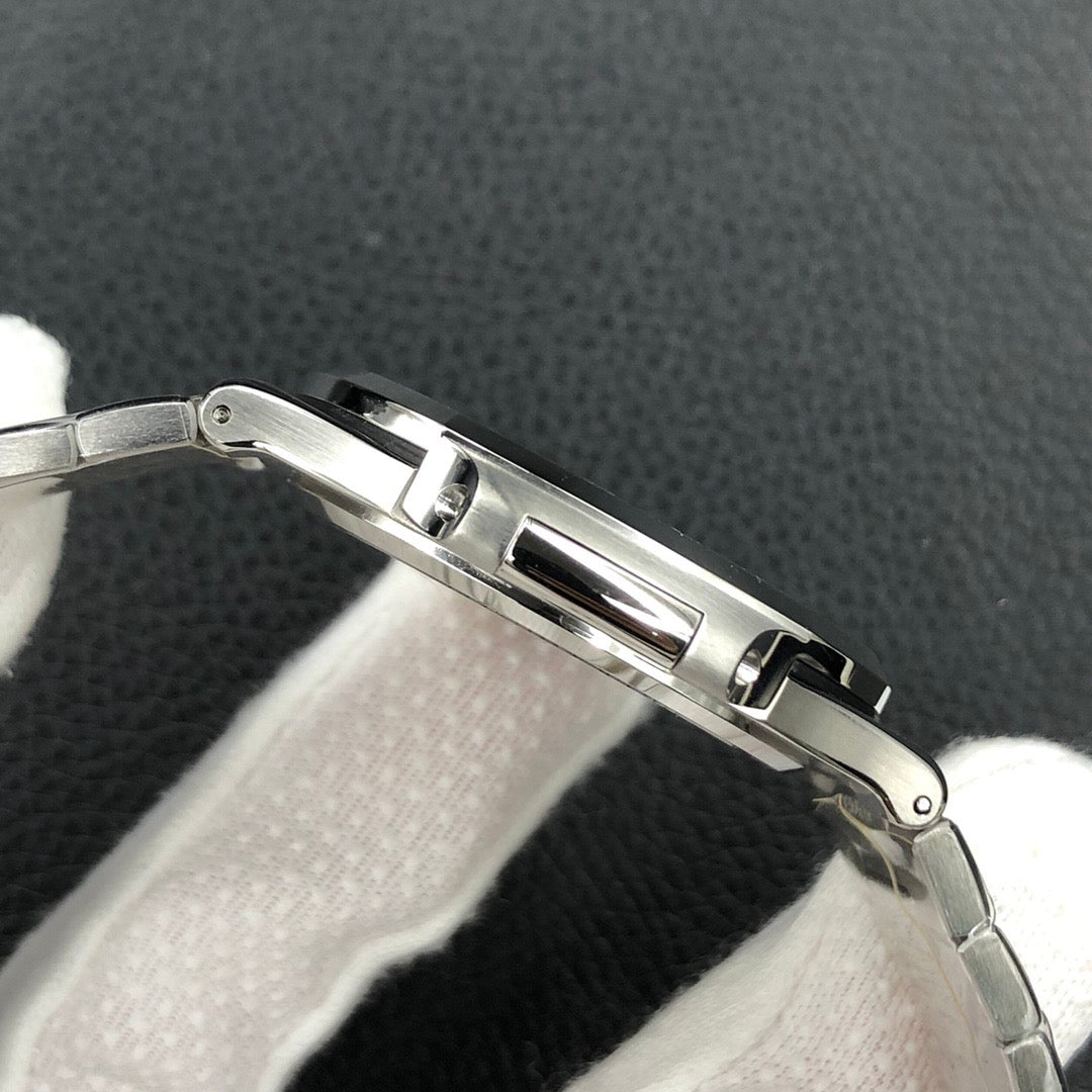 3K Factory, Nautilus 5711