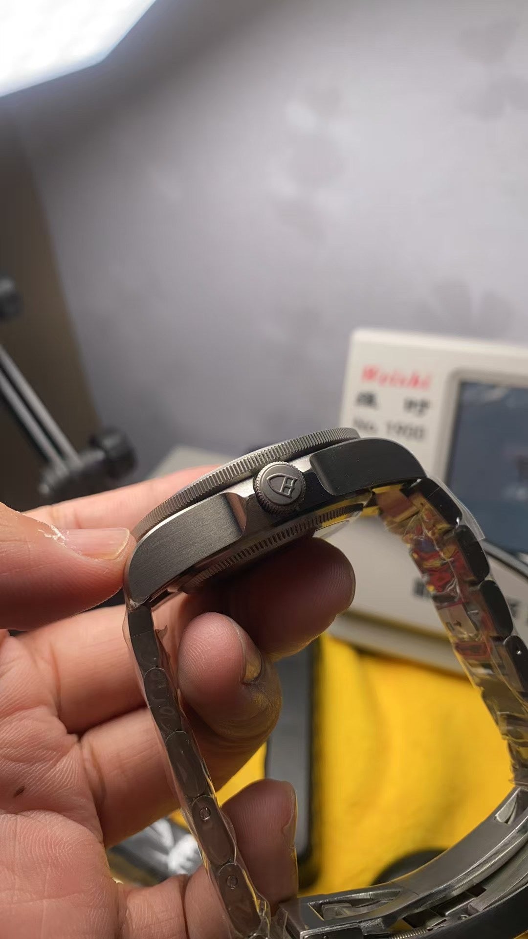 42mm Titanium metal Tudor