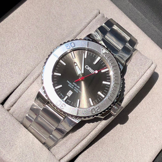 43.5mm ORIS Aquis Silver