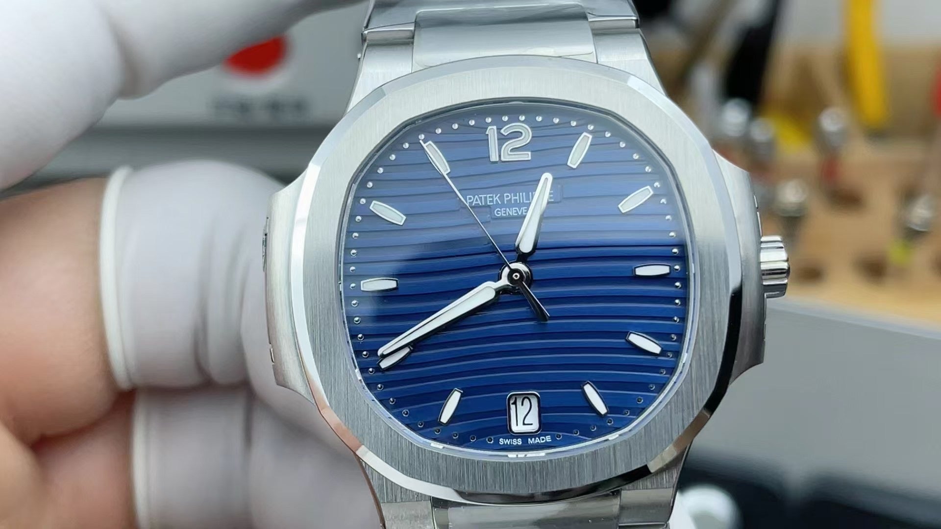 3 K Factory, Nautilus 711 8 da donna