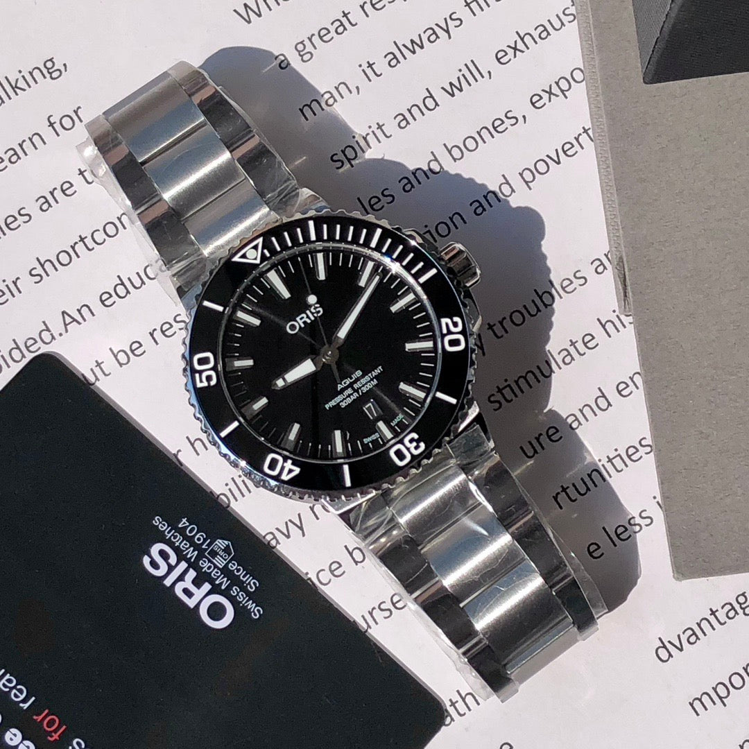 43.5mm ORIS Aquis Black