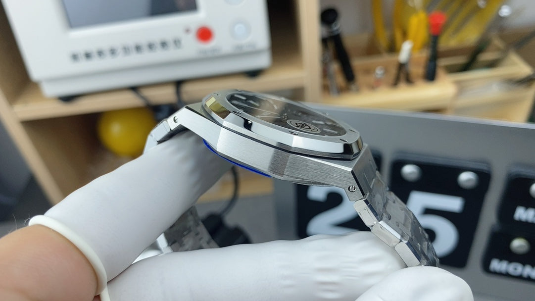 APS factory Royal Oak 15500