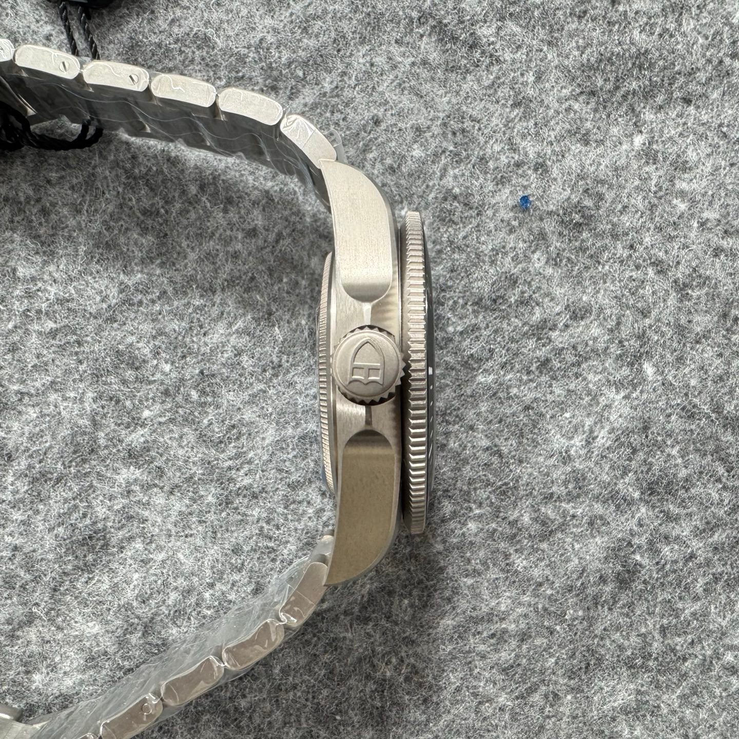 ZF 43mm Titanium M2543 Tudor