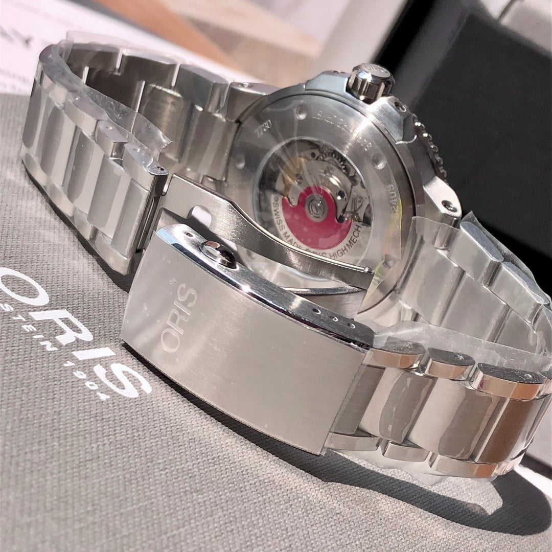 43.5mm ORIS Aquis Brown