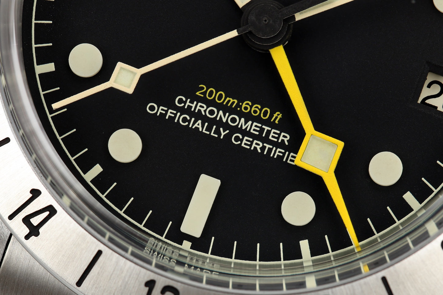 ZF 39mm Black Bay M79470