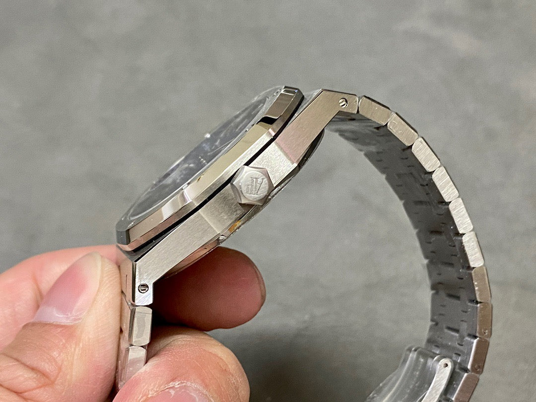 APS factory Royal Oak 15500
