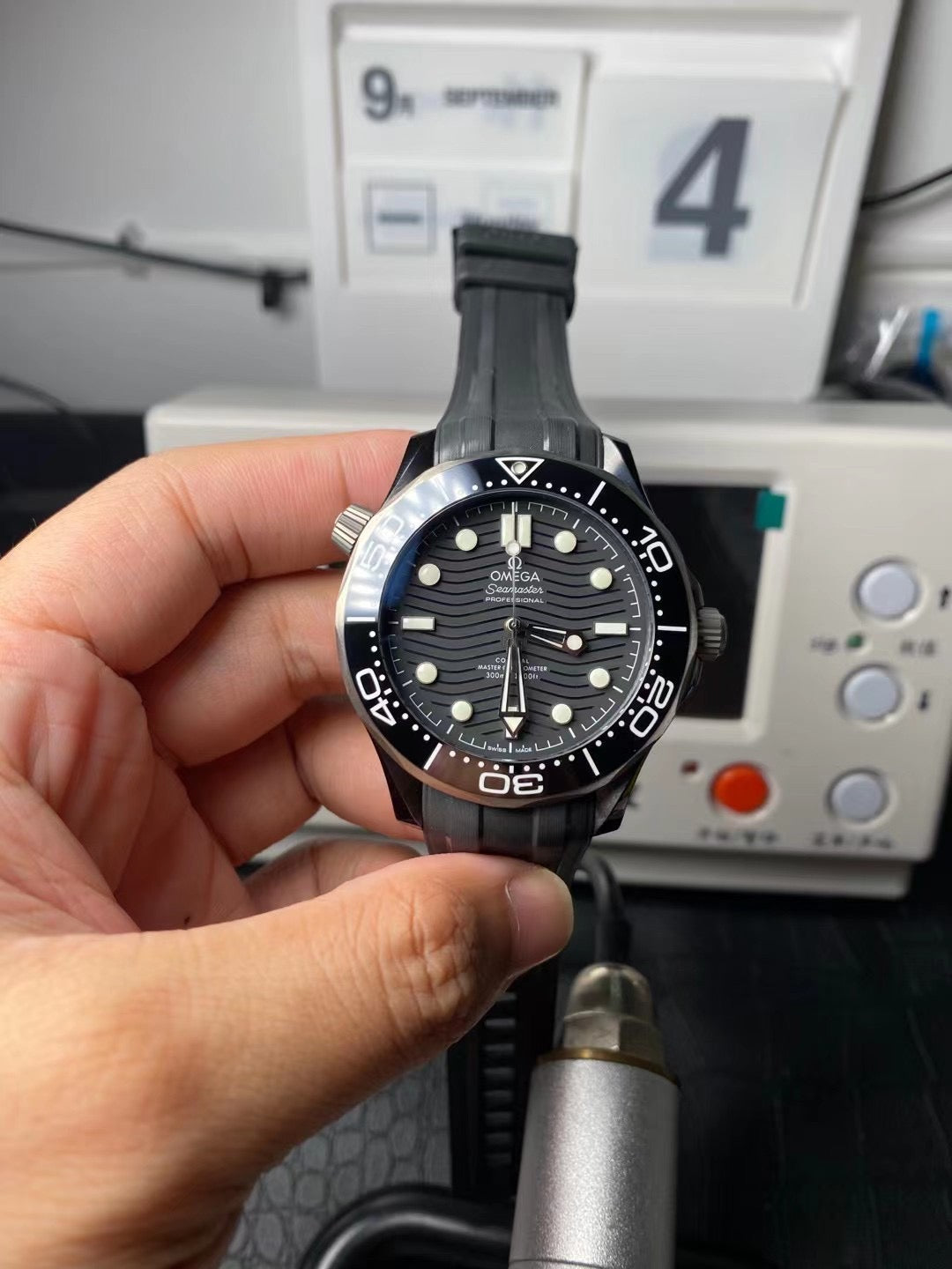 VS Factory 43.5mm SEAmaster300